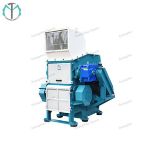 shredder and crusher specialize on recycling Large lumps